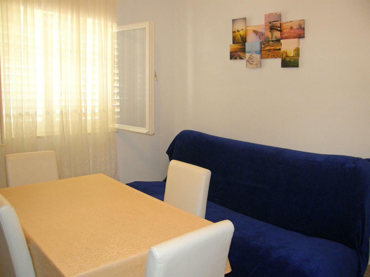 Apartments Dijo Primošten Zimmer foto